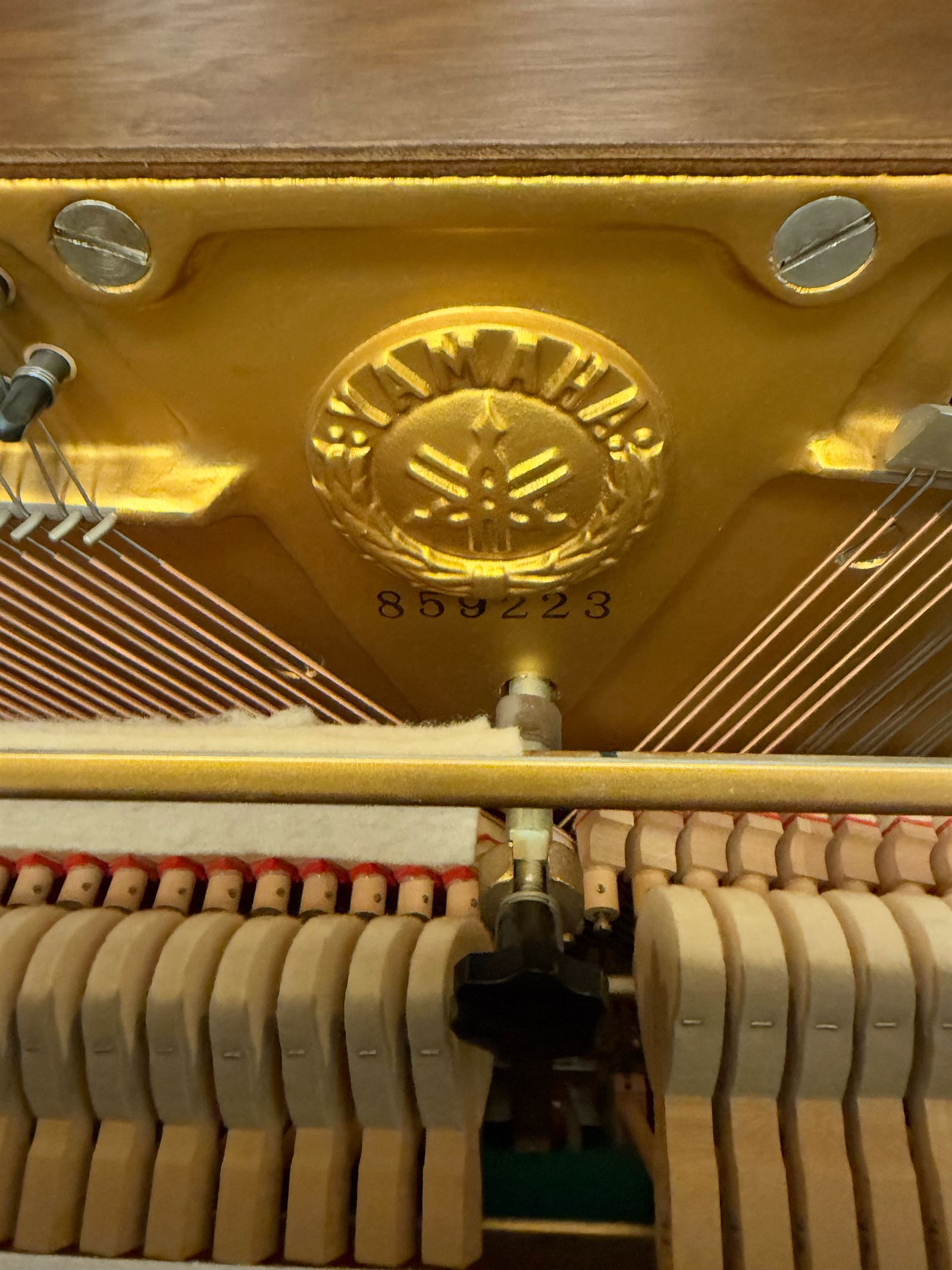 Yamaha M2 Console Upright Piano - 42" - Serial #859223 c.1969