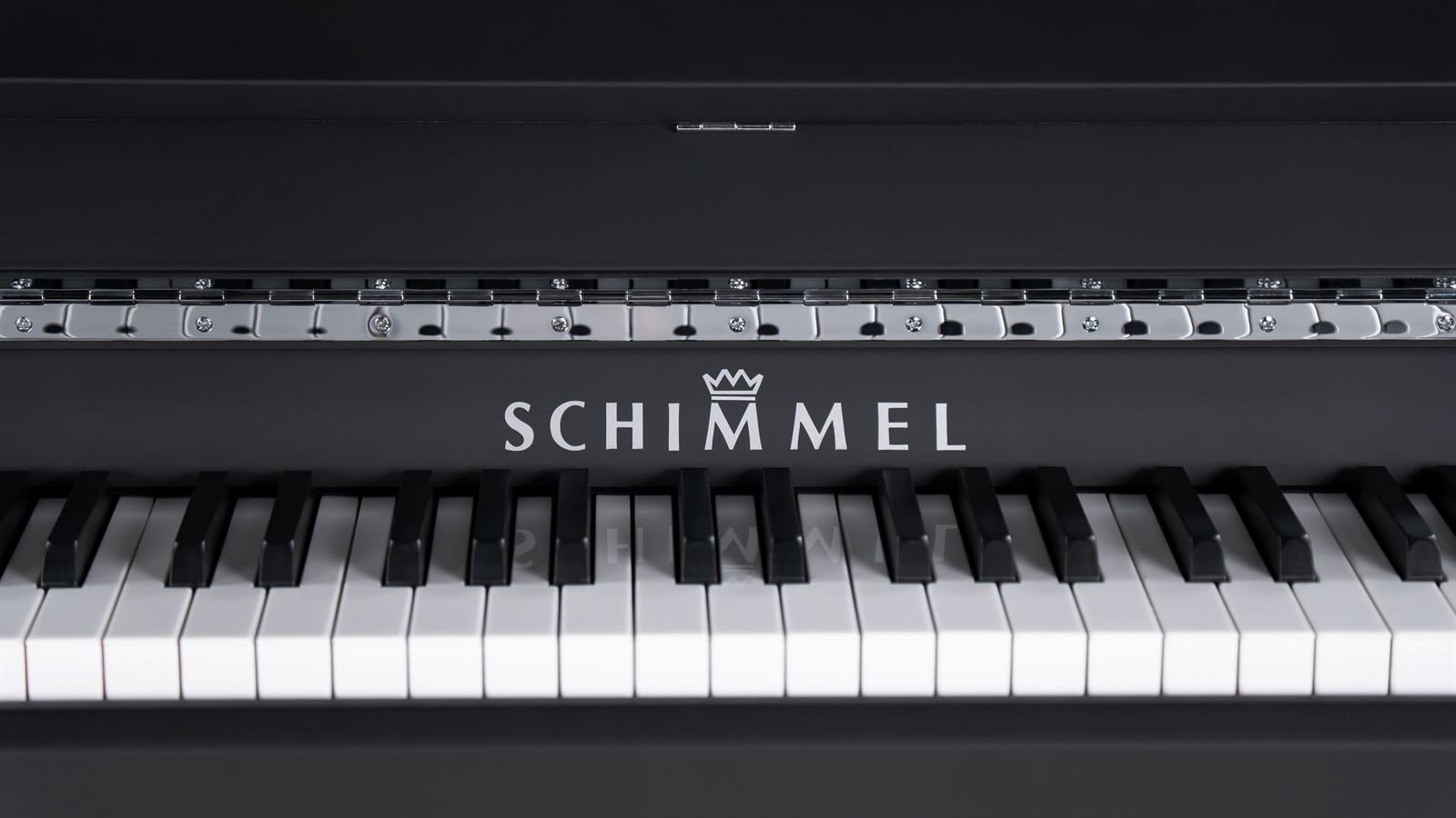 Schimmel Classic C121-TEM Elegance Manhattan Upright Piano