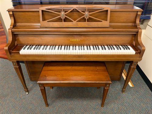 Yamaha M2 Console Upright Piano - 42" - Serial #859223 c.1969